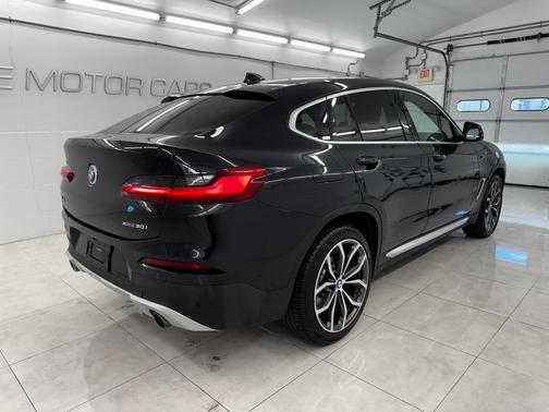 2021 BMW X4 xDrive30i
