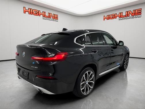 2021 BMW X4 xDrive30i