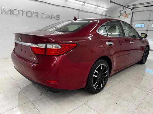 2013 Lexus ES 350 Base