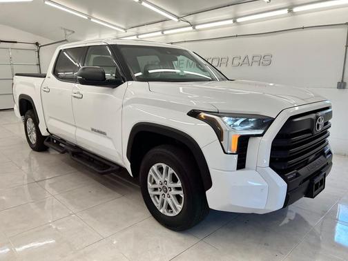 2023 Toyota Tundra SR5