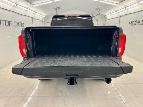 Black 2021 GMC Sierra 2500 Denali