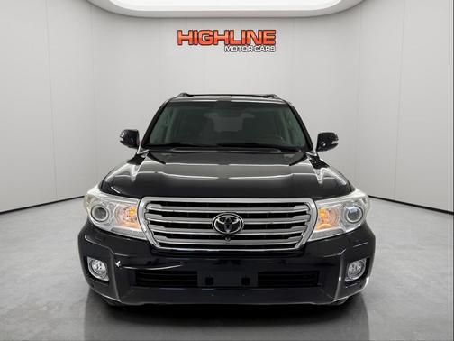 2015 Toyota Land Cruiser Base