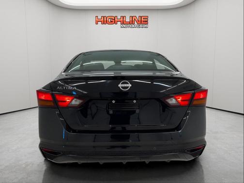 2024 Nissan Altima S FWD