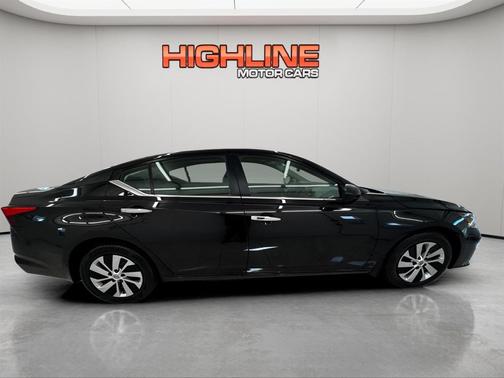 2024 Nissan Altima S FWD