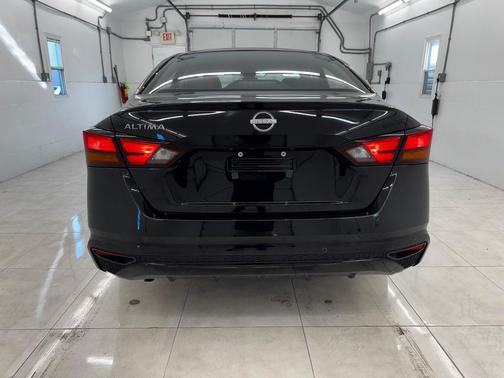 2024 Nissan Altima S FWD