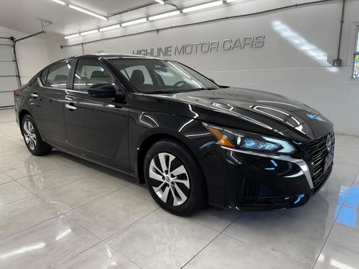 2024 Nissan Altima S FWD