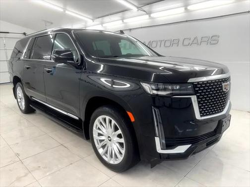 2022 Cadillac Escalade ESV Luxury