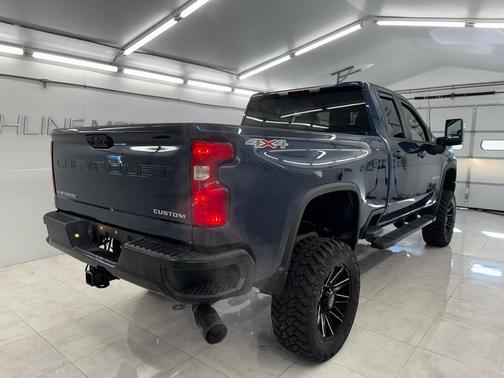 2023 Chevrolet Silverado 2500 Custom