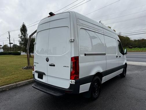 2024 Mercedes-Benz Sprinter 2500 Standard Roof