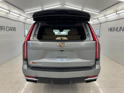 Argent Silver Metallic 2023 Cadillac Escalade ESV Premium Luxury