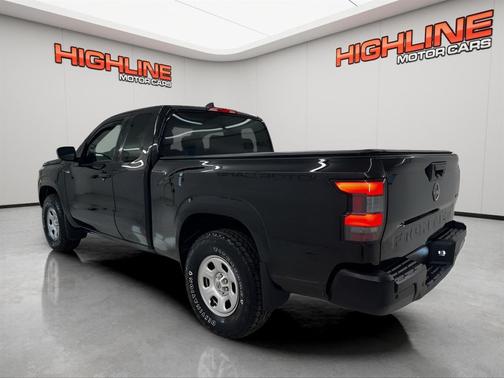 2023 Nissan Frontier S