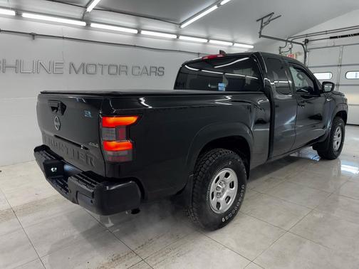 2023 Nissan Frontier S