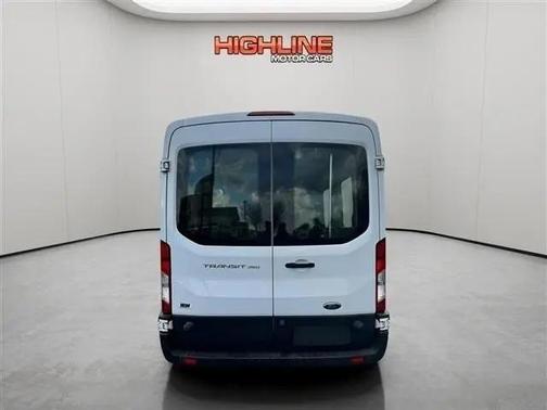 Oxford White 2016 Ford Transit-350 XLT