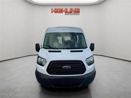 Oxford White 2016 Ford Transit-350 XLT