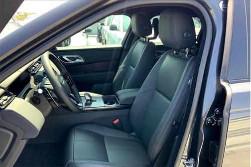 2026 Land Rover Range Rover Velar P250 Dynamic SE