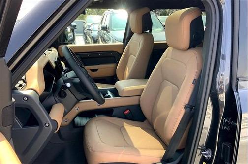 2025 Land Rover Defender P500 X-Dynamic SE