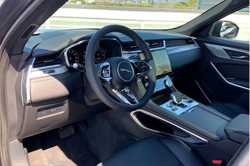2026 Jaguar F-PACE P250 R-Dynamic S