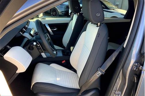 2025 Land Rover Discovery Sport S