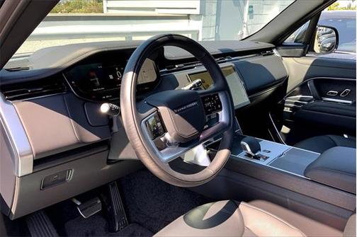 2025 Land Rover Range Rover AUTOBIOGRAPHY