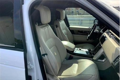 2020 Land Rover Range Rover P525 HSE