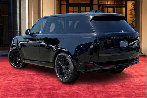 2025 Land Rover Range Rover P400 SE