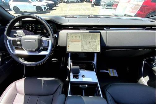 2025 Land Rover Range Rover P400 SE