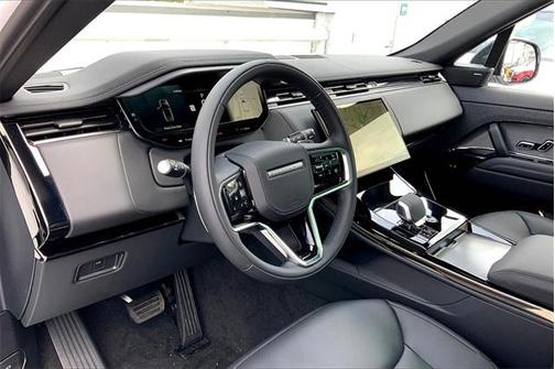 2025 Land Rover Range Rover Sport P360 SE