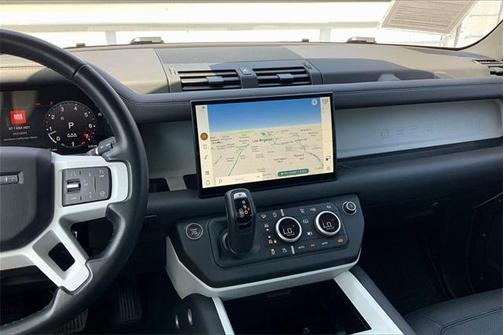 2025 Land Rover Defender P300