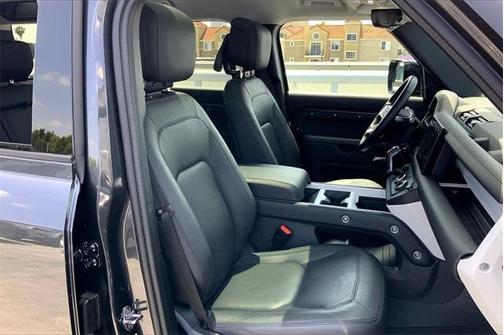 2025 Land Rover Defender P300