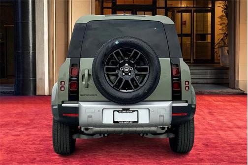 2025 Land Rover Defender P300