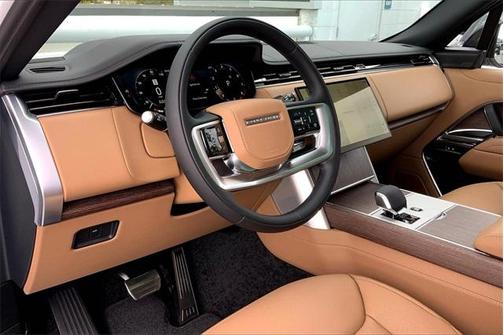 2025 Land Rover Range Rover P530 SE