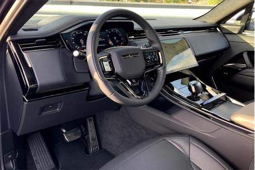 2025 Land Rover Range Rover Sport P635 SV Edition Two