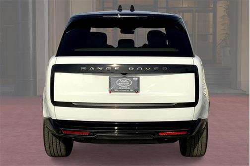 2025 Land Rover Range Rover P400 SE