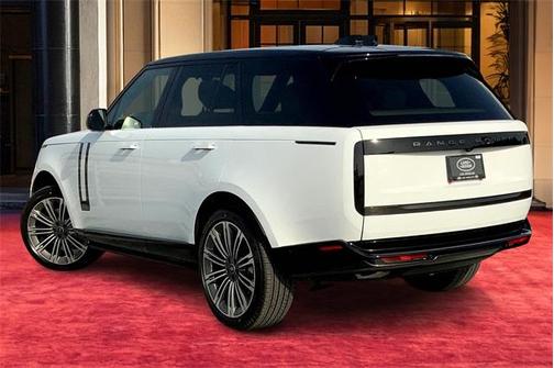 2025 Land Rover Range Rover P400 SE
