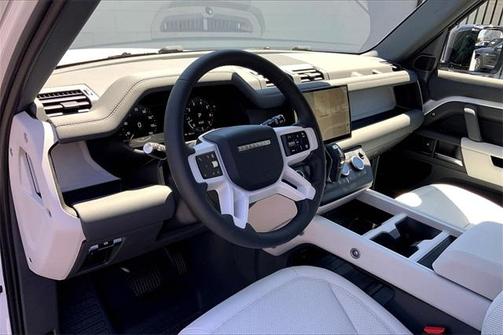 2025 Land Rover Defender P400 S