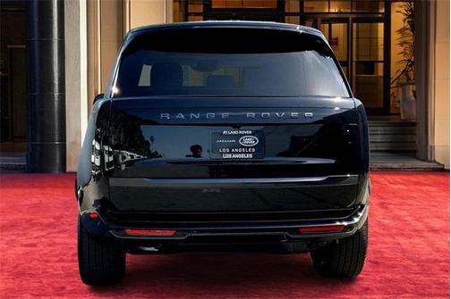 2025 Land Rover Range Rover P400 SE