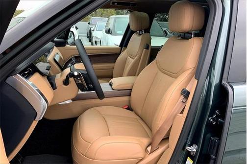 2025 Land Rover Range Rover P530 SE