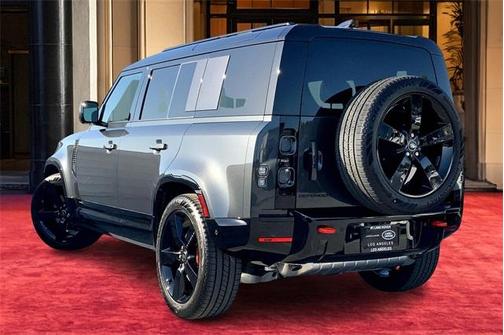 2025 Land Rover Defender P400 X
