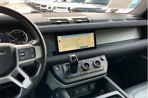2023 Land Rover Defender 110 SE