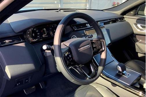 2026 Land Rover Range Rover Velar P250 Dynamic SE