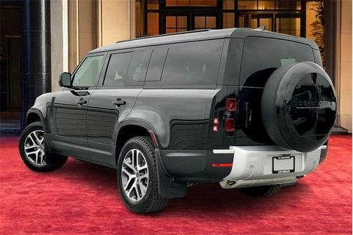 2025 Land Rover Defender P400 S
