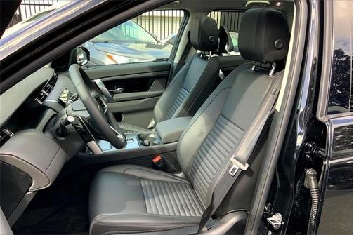 2025 Land Rover Discovery Sport S