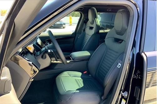 2025 Land Rover Range Rover Sport P635 SV Edition Two