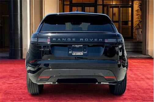 2026 Land Rover Range Rover Velar P250 Dynamic SE