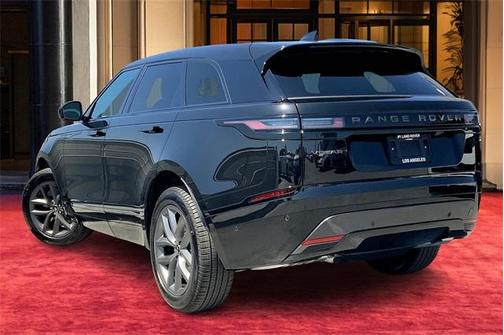 2026 Land Rover Range Rover Velar P250 Dynamic SE