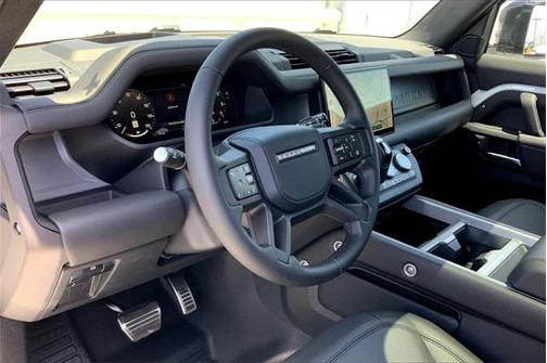 2025 Land Rover Defender P525 V8