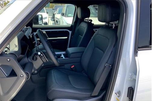 2025 Land Rover Defender P525 V8