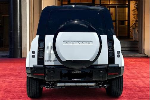 2025 Land Rover Defender P525 V8