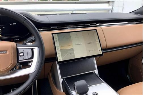 2025 Land Rover Range Rover P400 SE