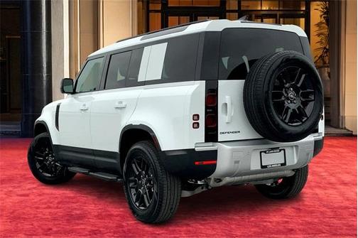2025 Land Rover Defender P300